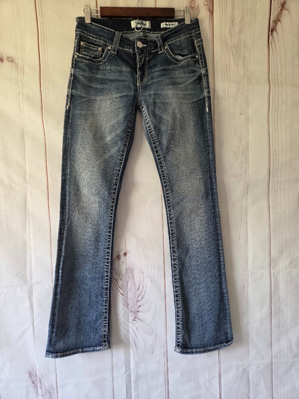 Daytrip Virgo Bootcut Jeans, Women’s 27L mid-rise, dark wash with light distress